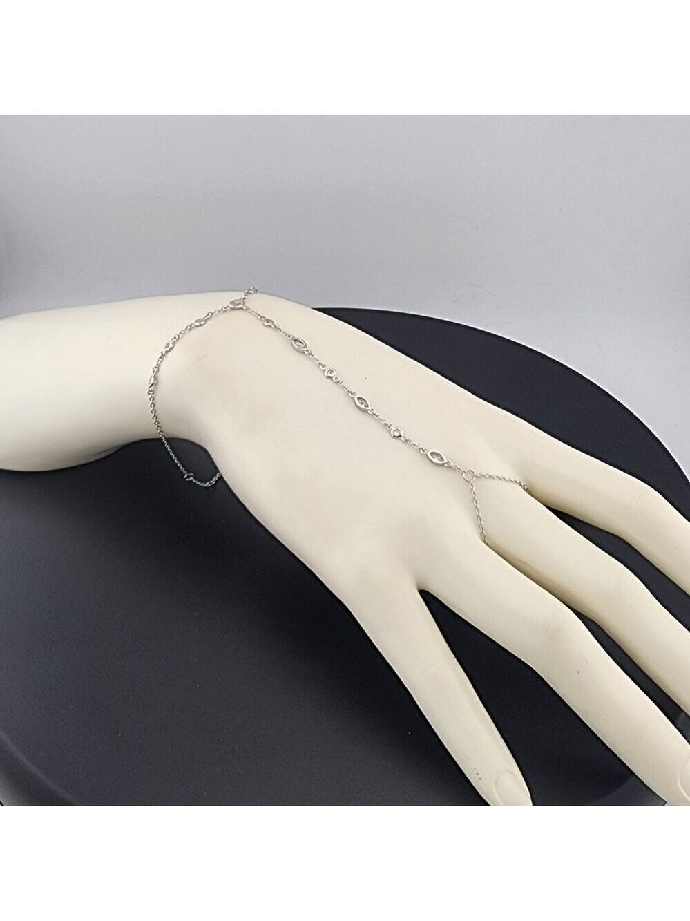925 Silver Gemstone Hand Chain Bracelet with Ring – Round & Oval Stones - Picture 5 of 13